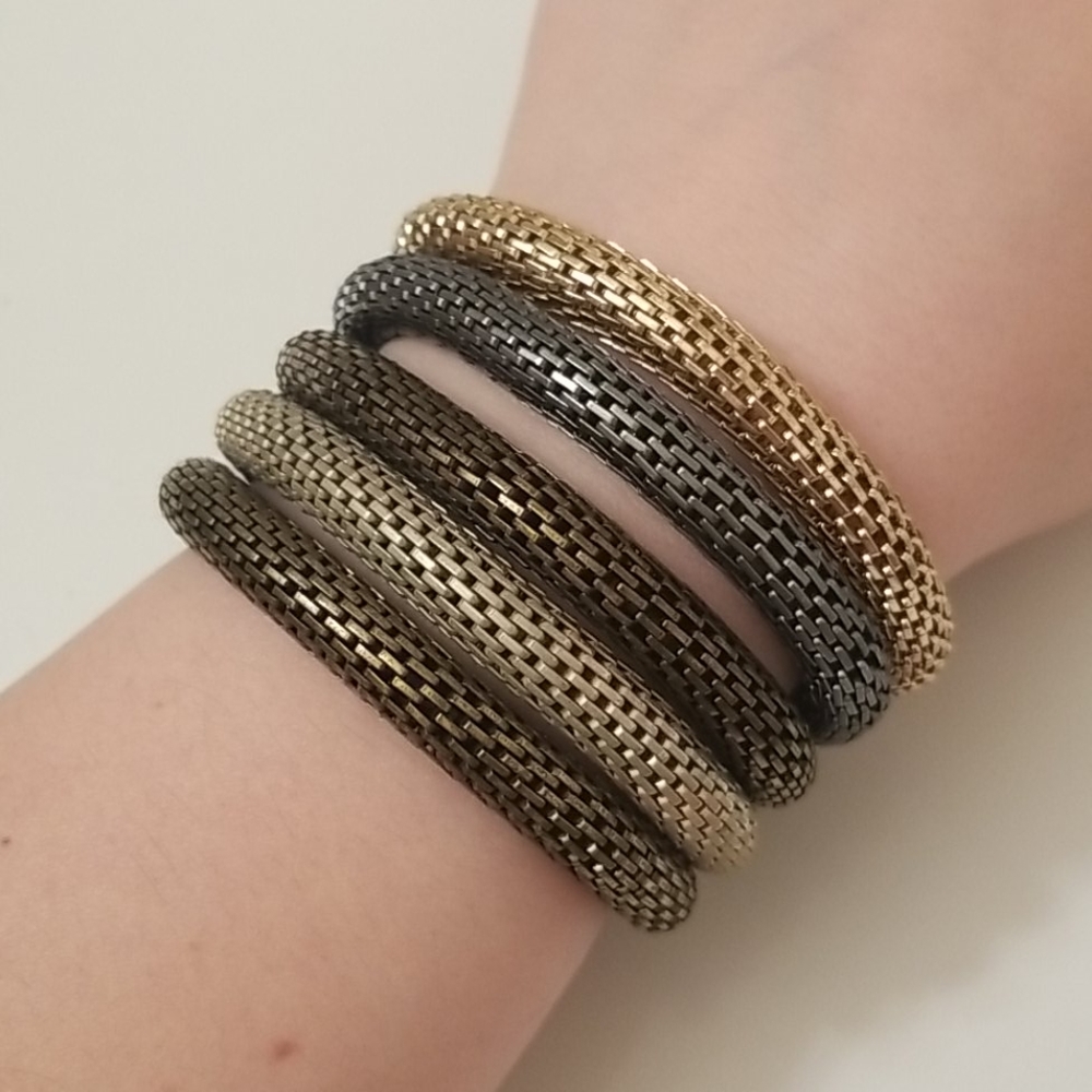 Set of 5 expandandle bracelets